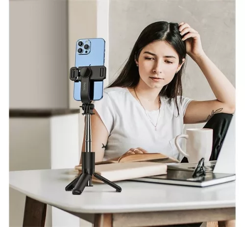 Hoco K17 Figure selfie bot és tripod Bluetooth távirányítóval – fekete, 600 mm