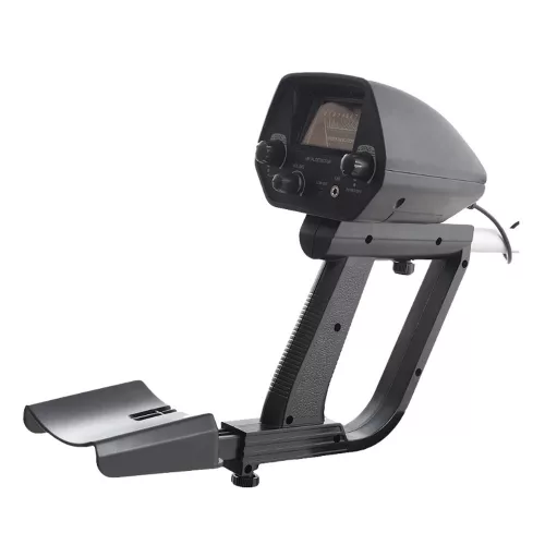 Profi fémdetekror  LCD kijelzővel MD4030